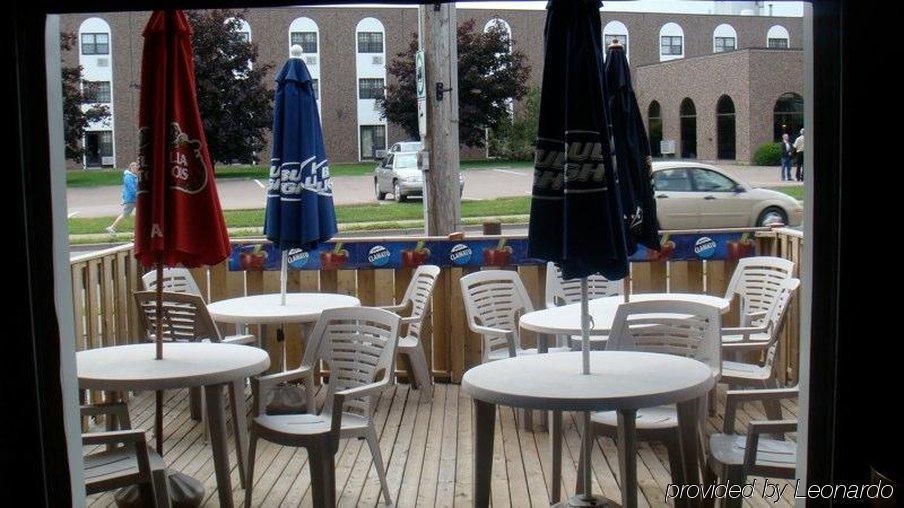 Stonehouse Motel And Restaurant Truro Restoran gambar